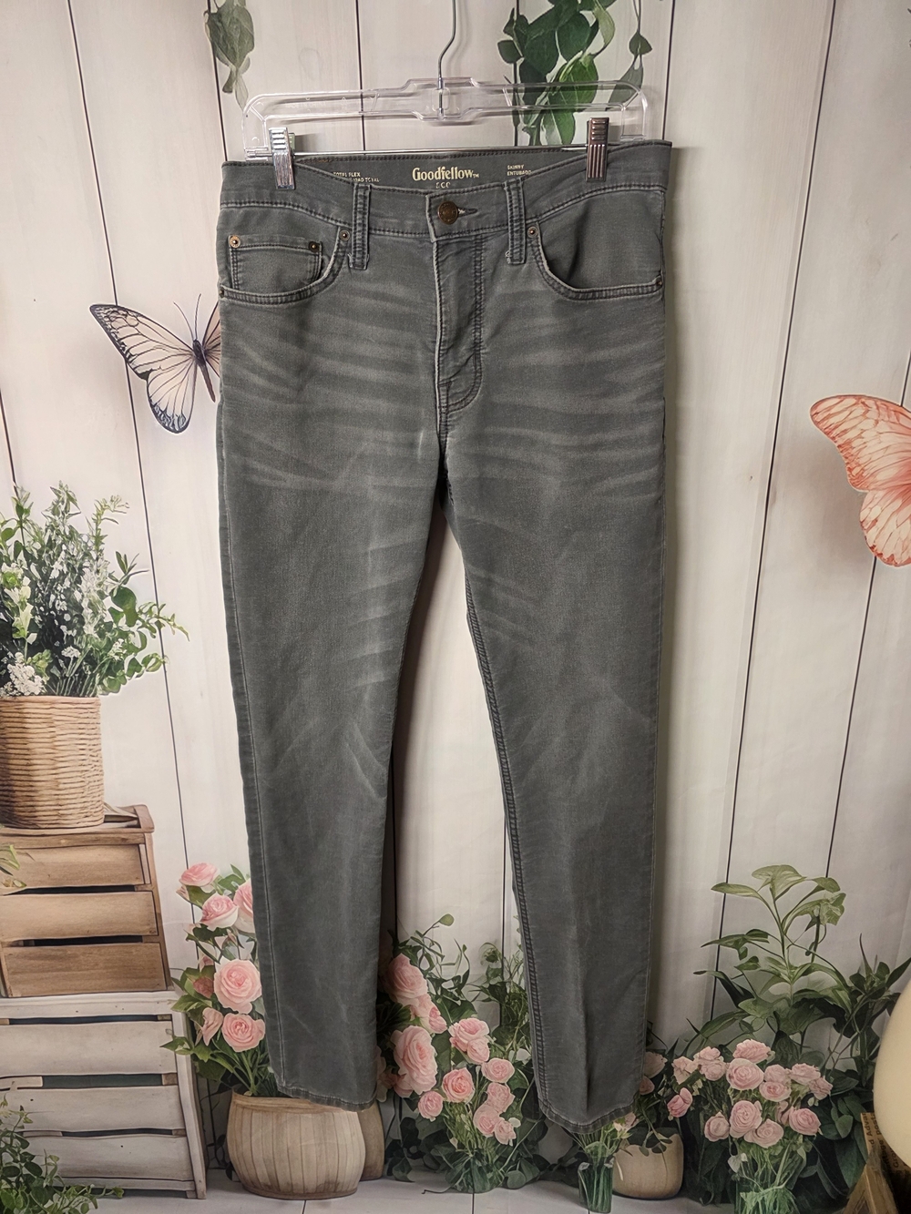 Bundle Of Two Goodfellow & Co Men’s Slim Straight Jeans